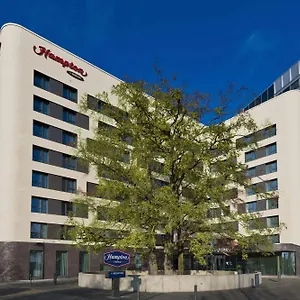 *** Hotel Hampton By Hilton Frankfurt Airport Německo